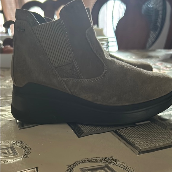 Brown Chunky Sole Ankle Boots - Picture 3 of 6